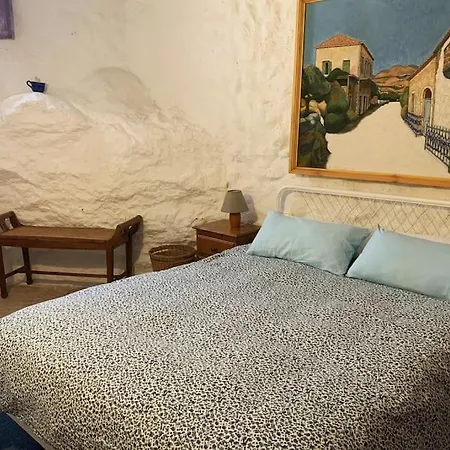 Casa Sin Numero, An Authentic *