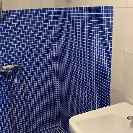 Casa Sin Numero, An Authentic *