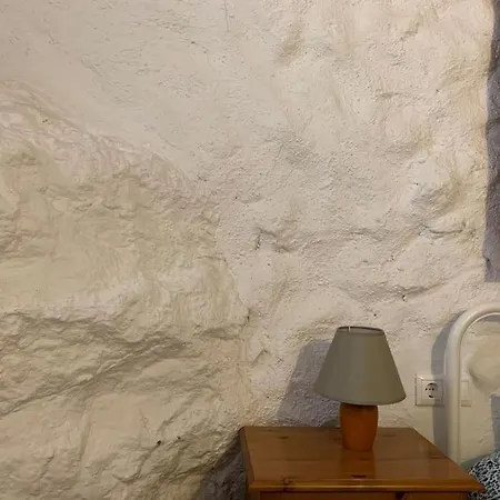 Casa Sin Numero, An Authentic *