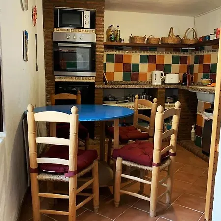Casa Sin Numero, An Authentic Feriehus Comares